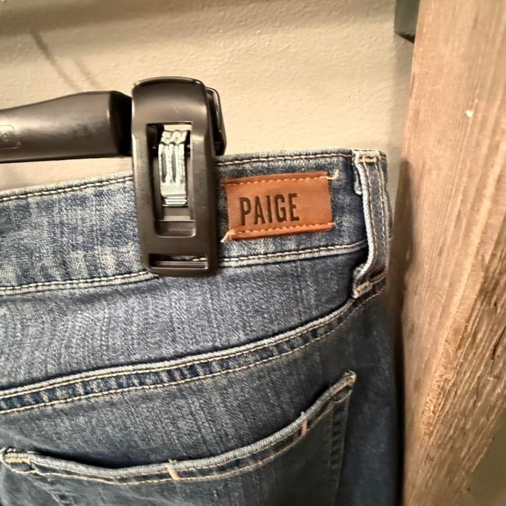 Paige high rise boot cut manhattan blue jeans, Size 31 - Picture 8 of 8